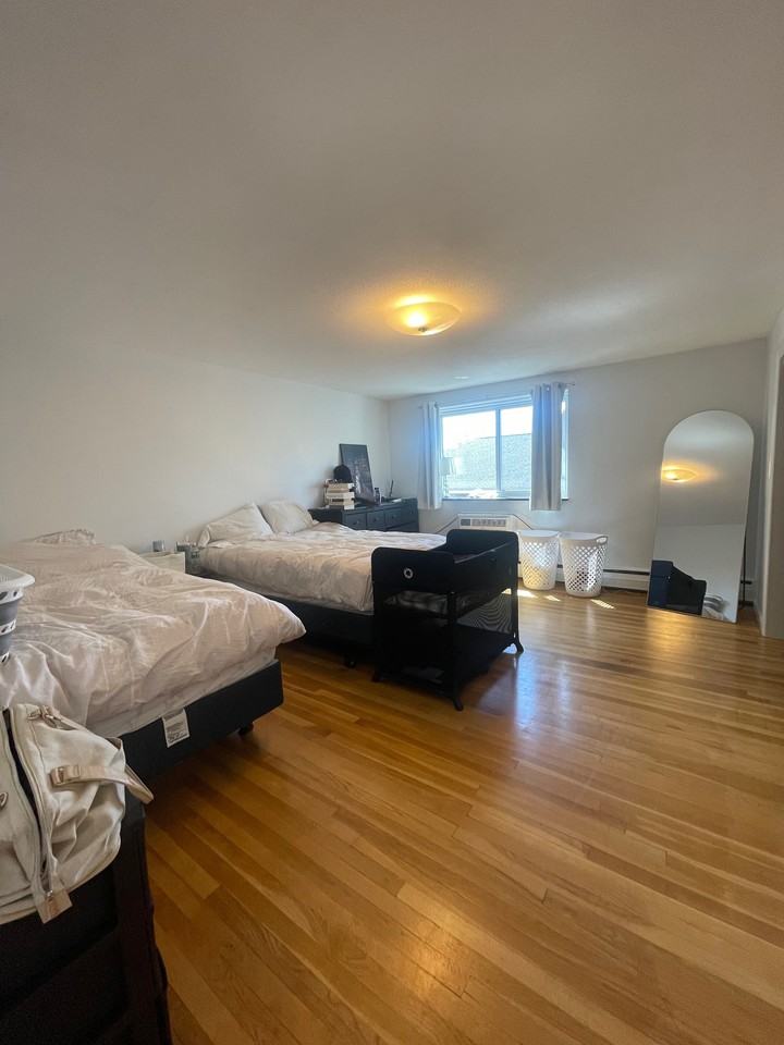 59 Saint Paul St #27 - Photo 7 of 12