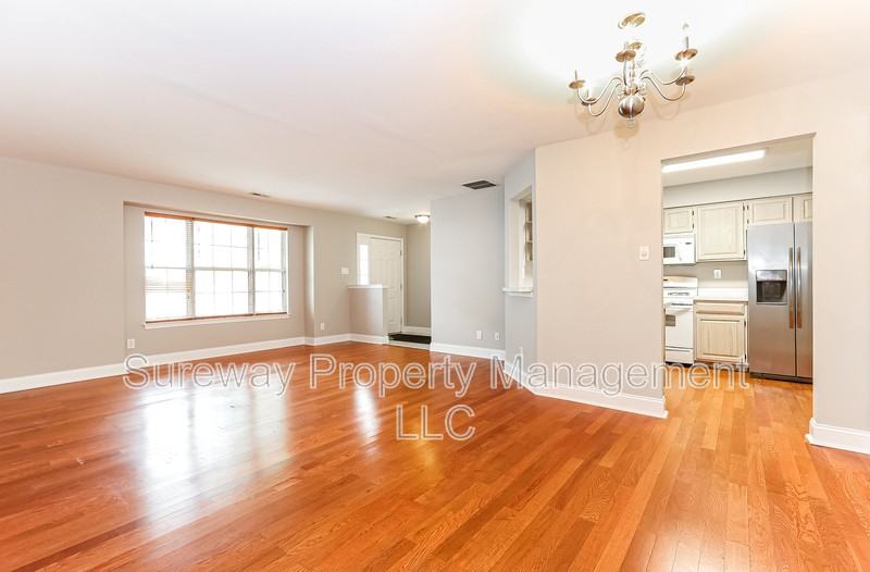 4406 Aberdeen Ln - Photo 6 of 20