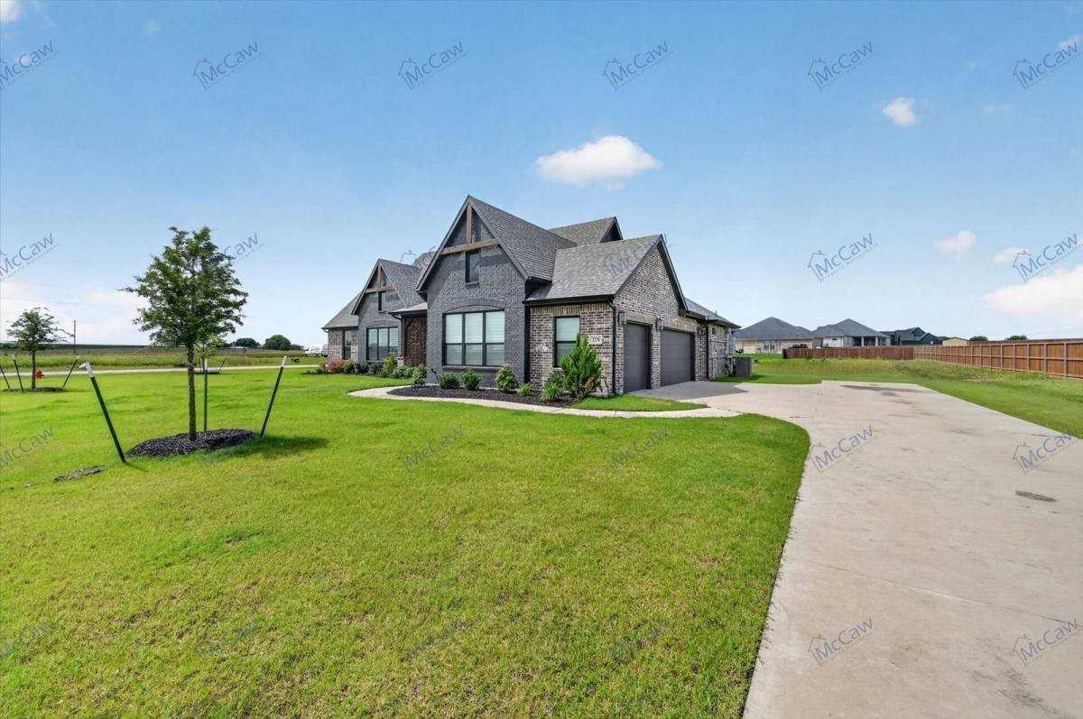 2270 Pitchfork Ranch Rd - Photo 3 of 10