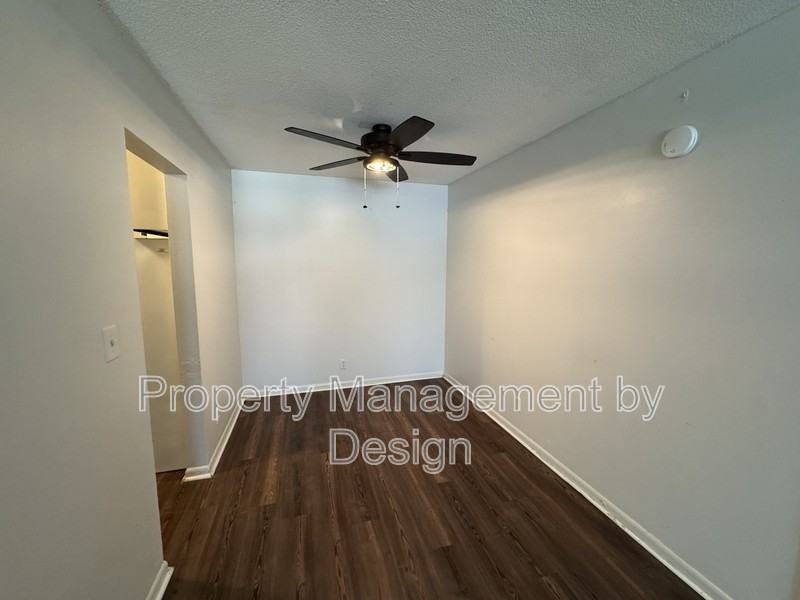 1033 5th St #6 - Photo 7 of 13