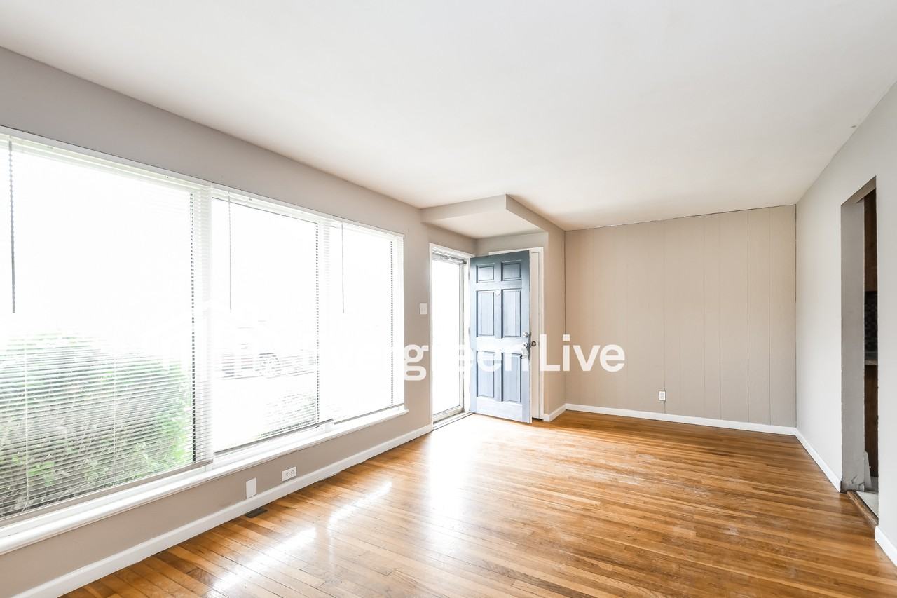 175 Capri Dr - Photo 4 of 15