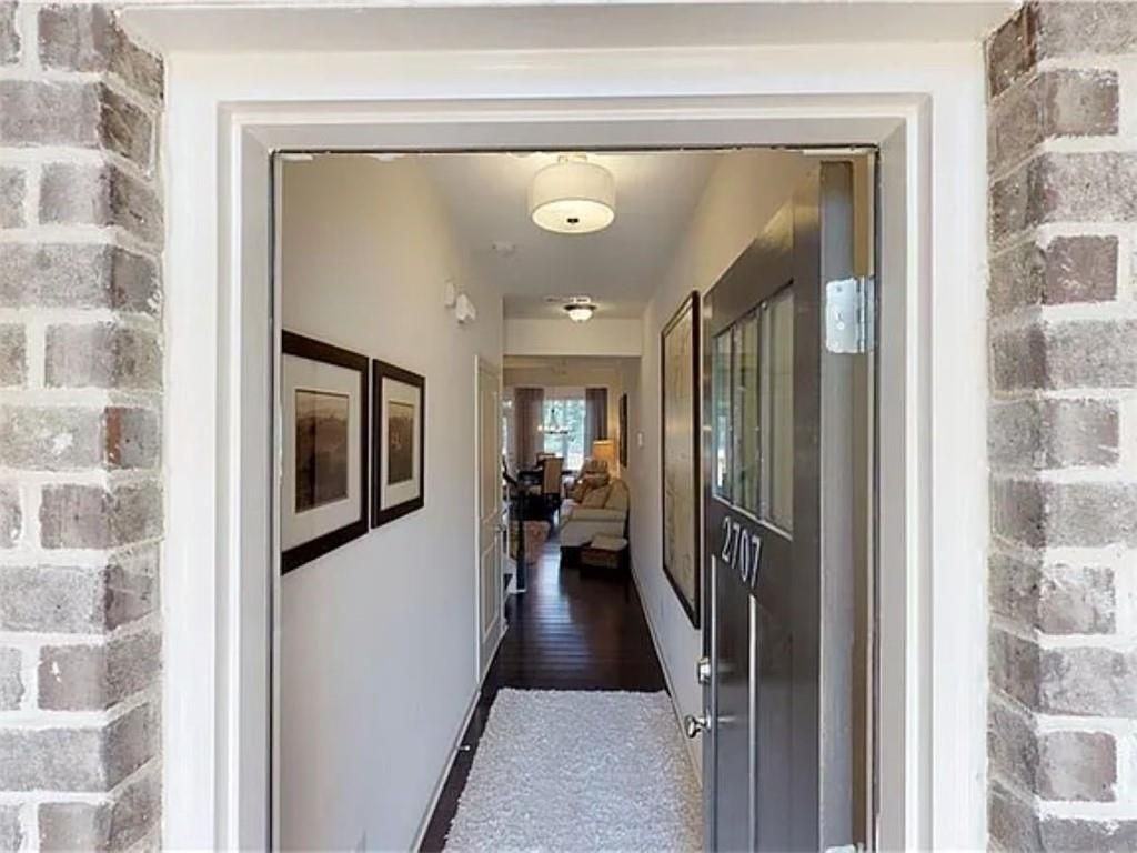 24 Garrison Dr - Photo 3 of 28