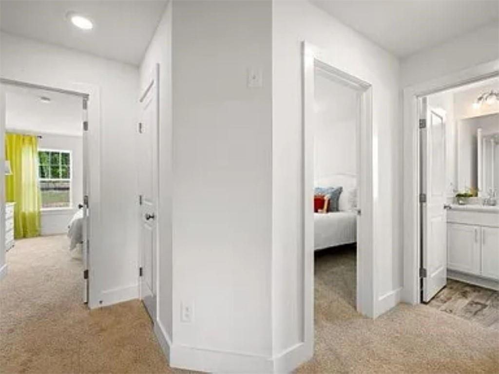 24 Garrison Dr - Photo 4 of 28