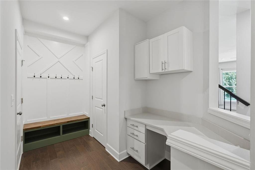 6168 Collins Rd Nw - Photo 3 of 39