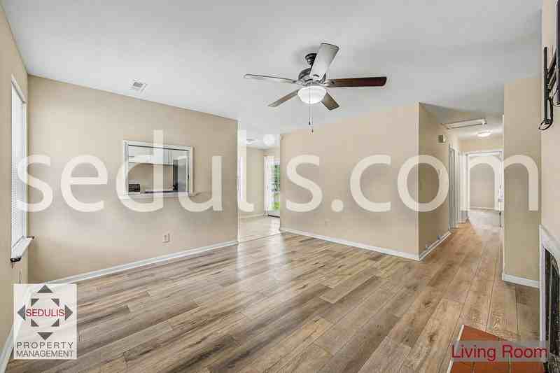 101 Drake Ct - Photo 5 of 29