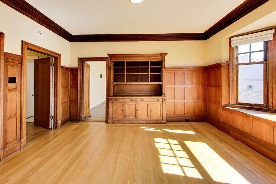 1501 Polk Street - Photo 5 of 32