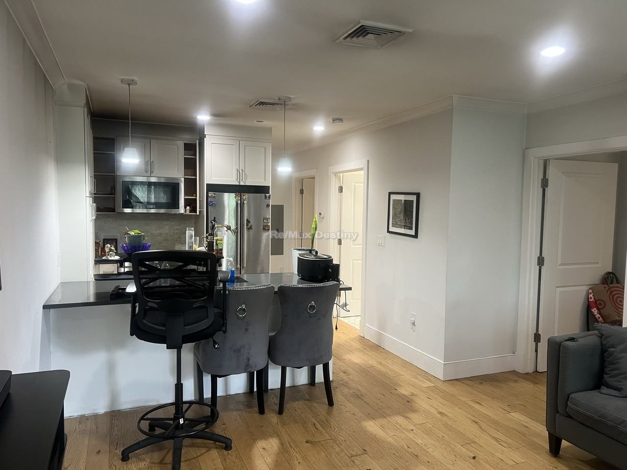30 Polk St #401