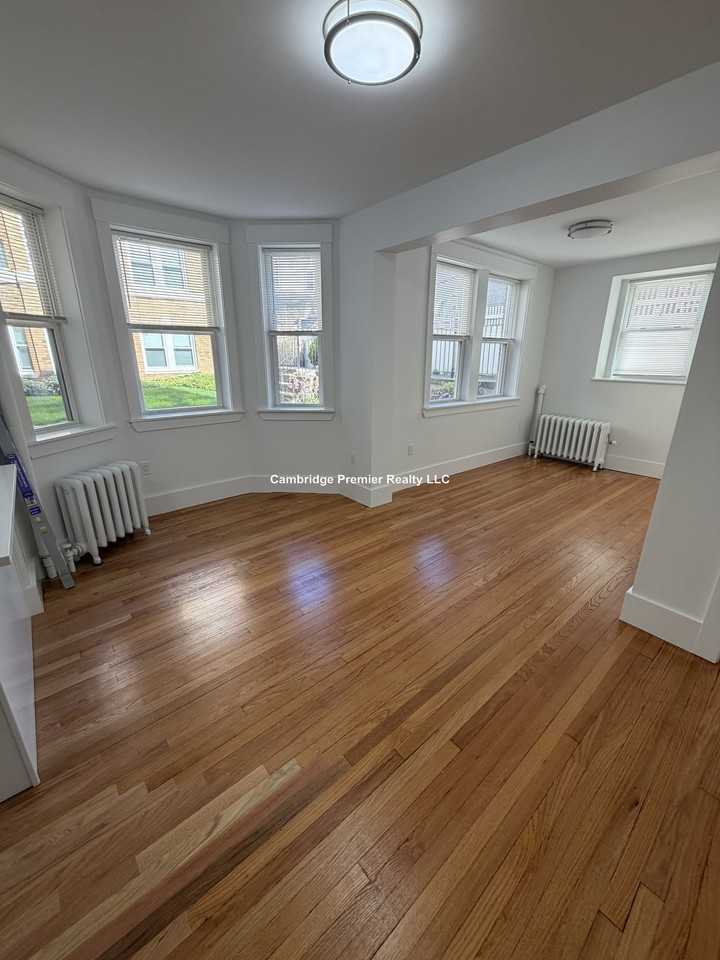 Highland Ave #3 - Photo 6 of 33