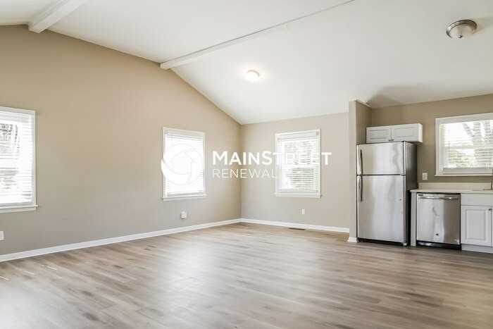 1577 Pyle Pl - Photo 6 of 18