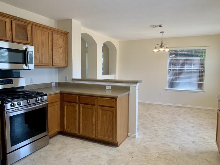 1613 Tea Leaf Dr - Photo 5 of 12