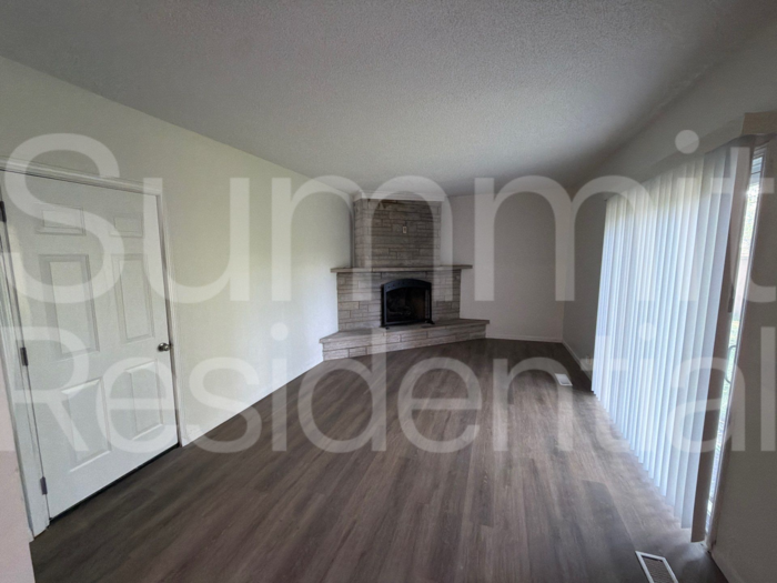 5116 Wexford Rd - Photo 4 of 22