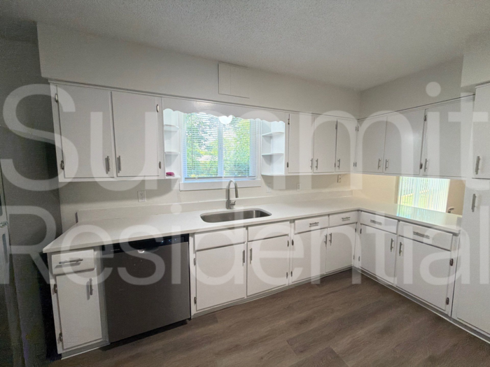 5116 Wexford Rd - Photo 6 of 22