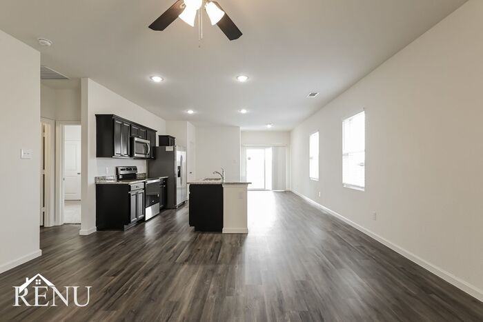 6103 Harrah Ln - Photo 6 of 23