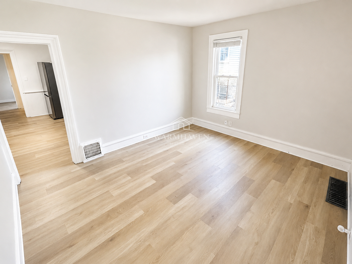 668 Sherman St - Photo 2 of 14