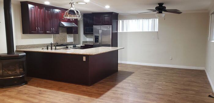 4490 Pomona Ave - Photo 5 of 14