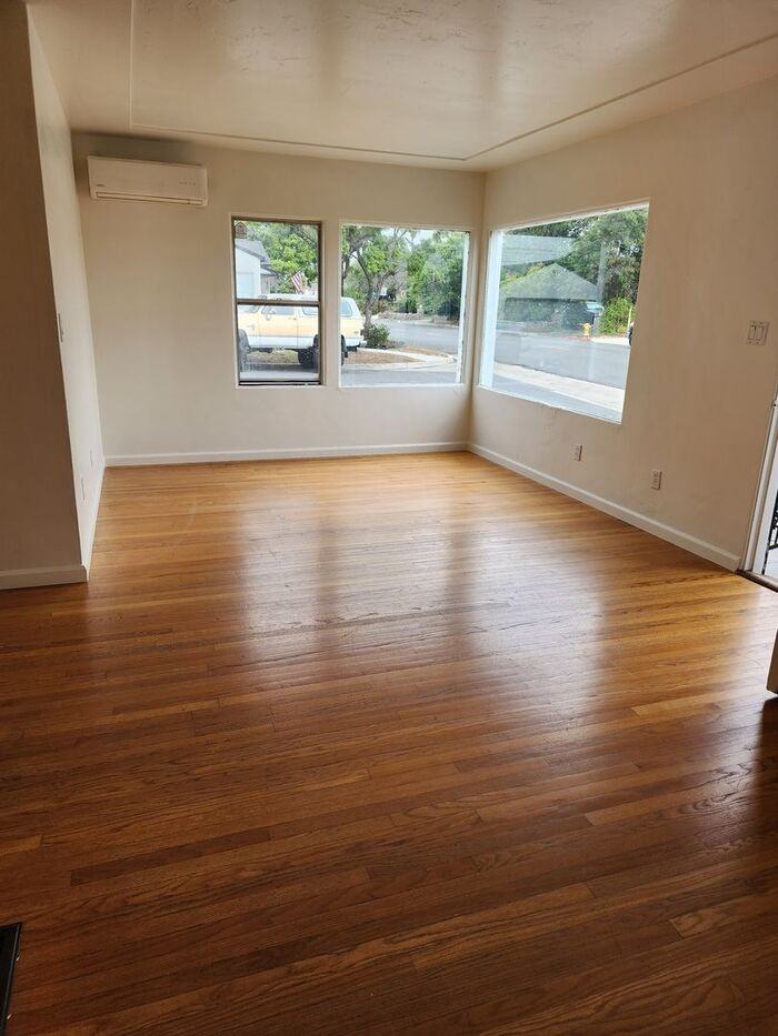 4490 Pomona Ave #A - Photo 6 of 9