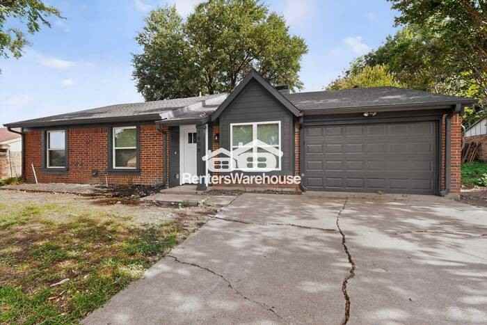 1408 Seely St - Photo 6 of 49