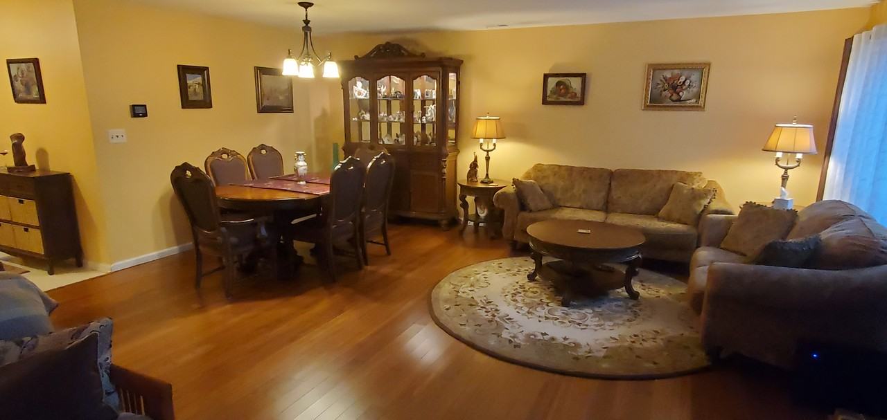 9 Aldgate Ct #9 - Photo 2 of 8