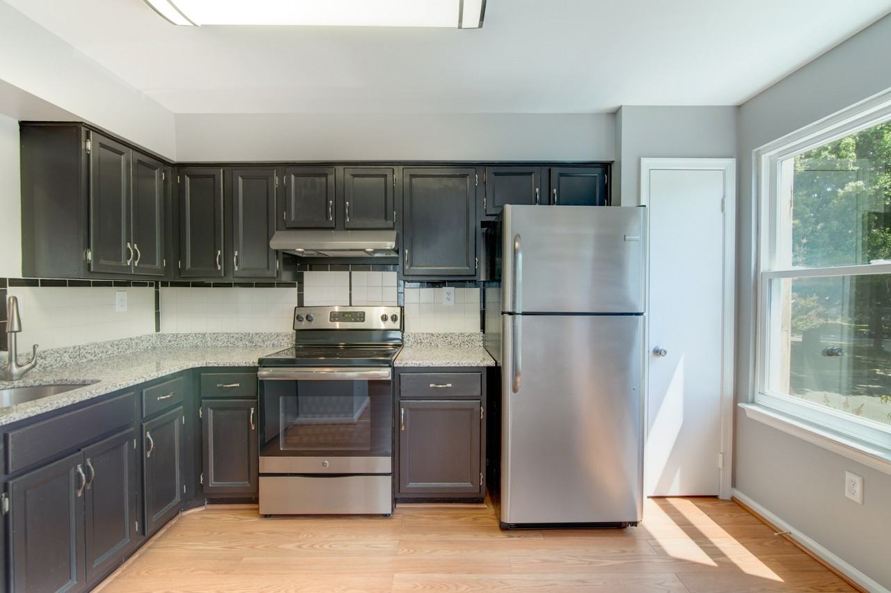 18870 Mcfarlin Dr #18870 - Photo 5 of 27