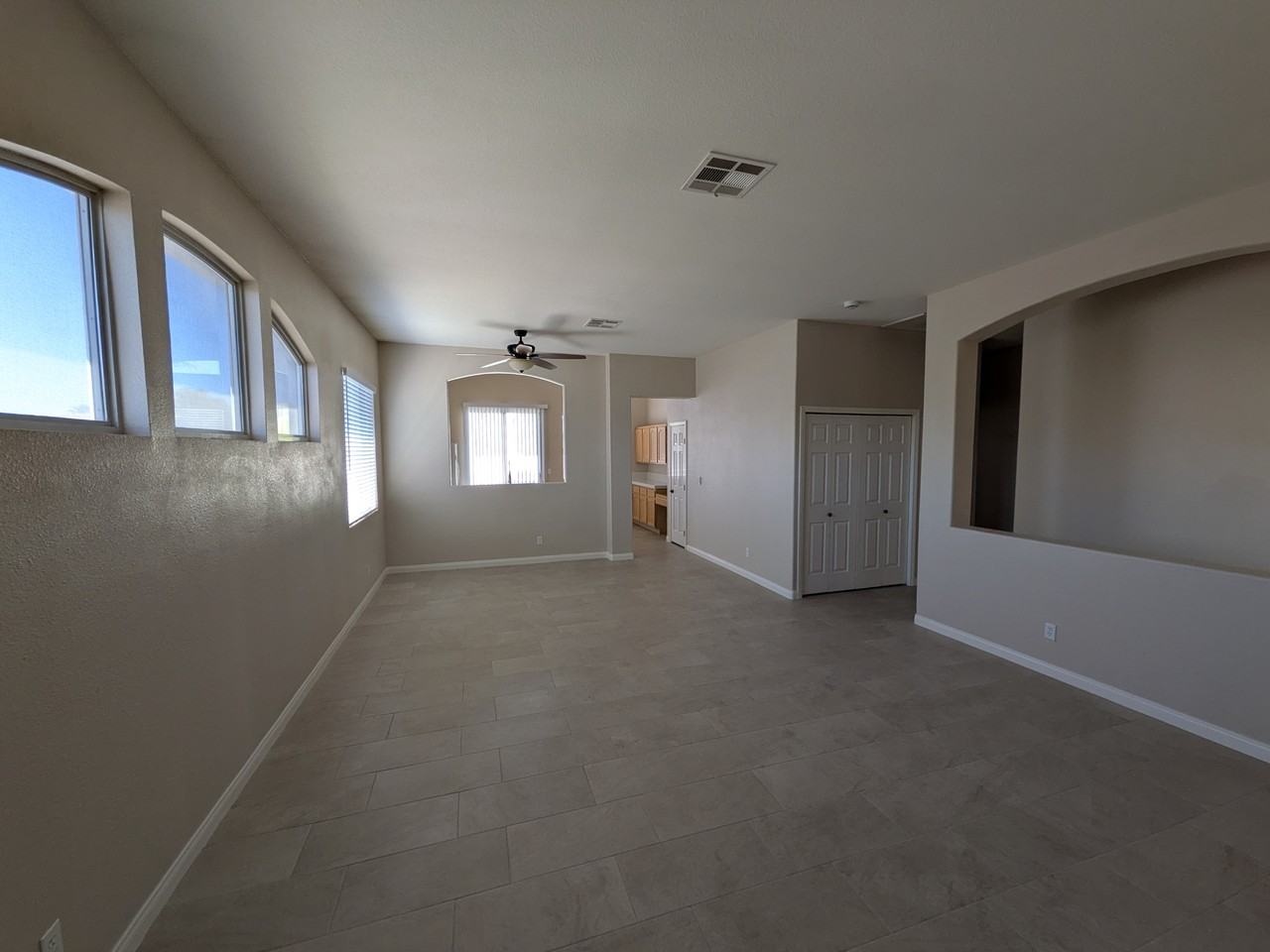 1922 Thunder Ridge Cir #NA - Photo 3 of 21
