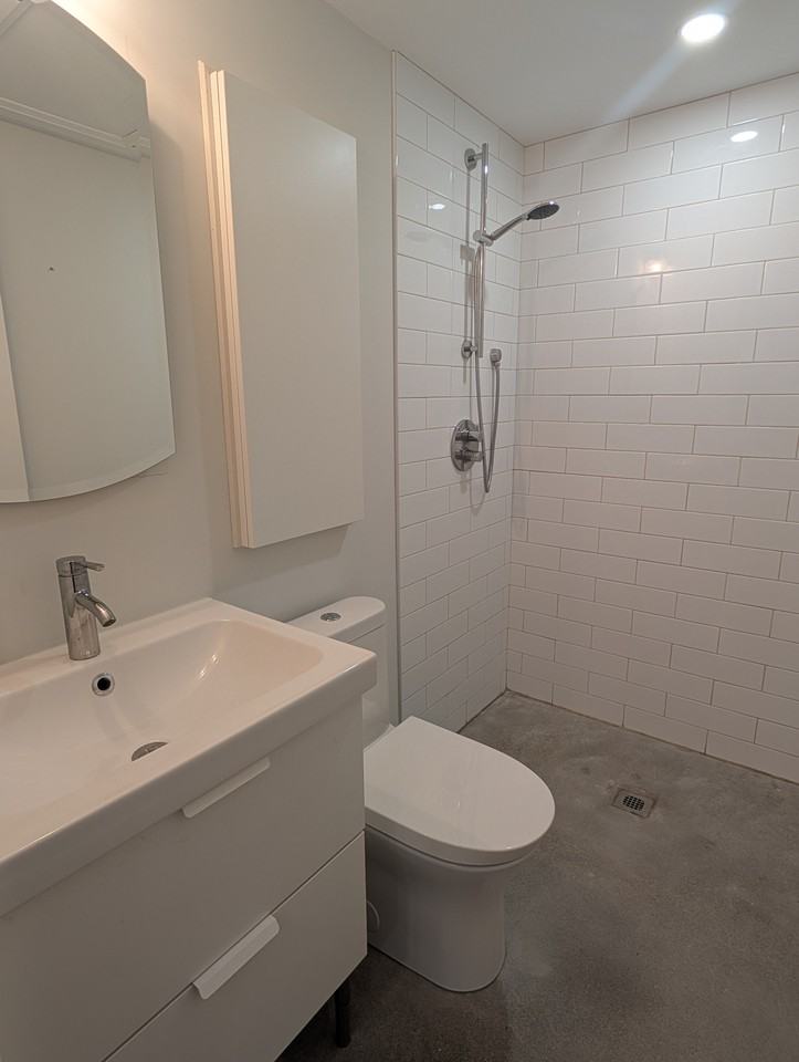 Gerrard St E & Greenwood Ave - Photo 3 of 10