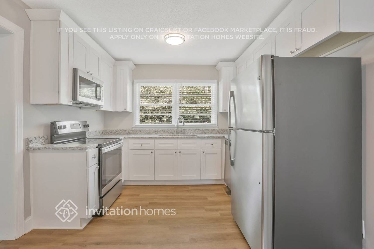 4108 Campbell St Ne - Photo 6 of 24