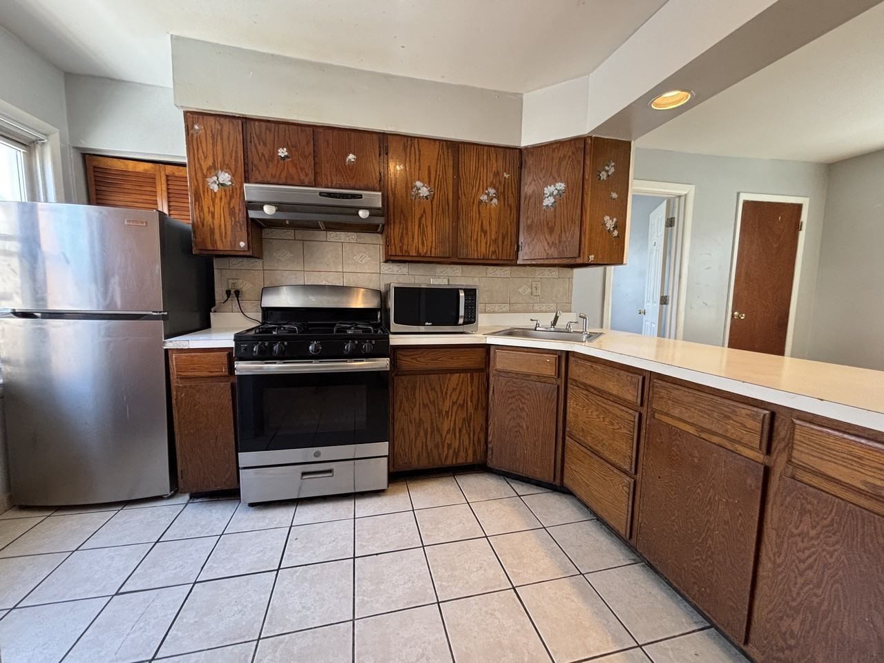 226 Gordon Street #2 - Photo 3 of 8