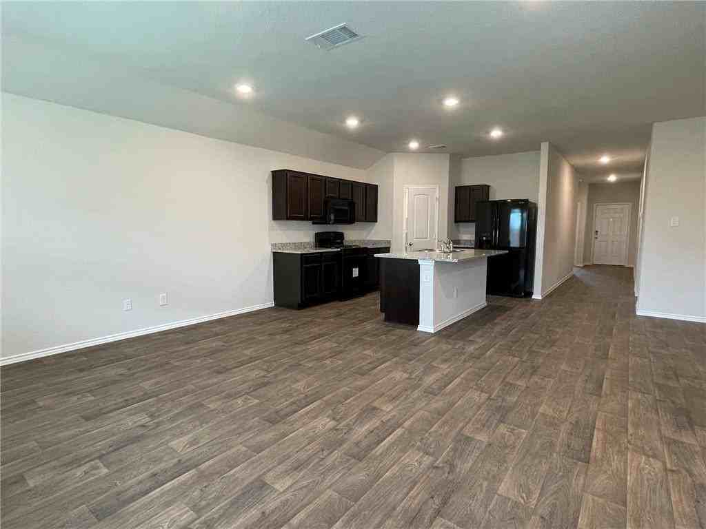 128 Hazel Grv #1 - Photo 4 of 42