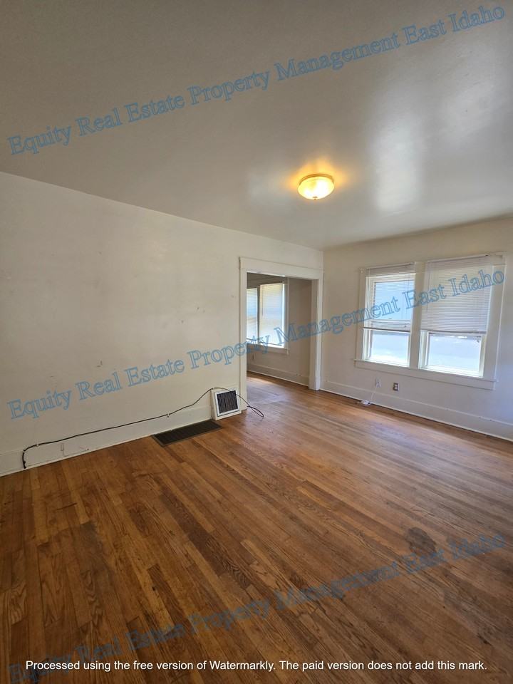 925 W Clark - 925 #925 - Photo 3 of 42
