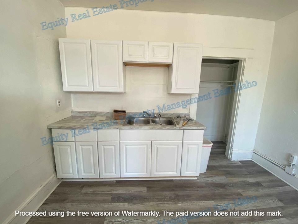 538 N Hayes Ave #1 - Photo 2 of 16