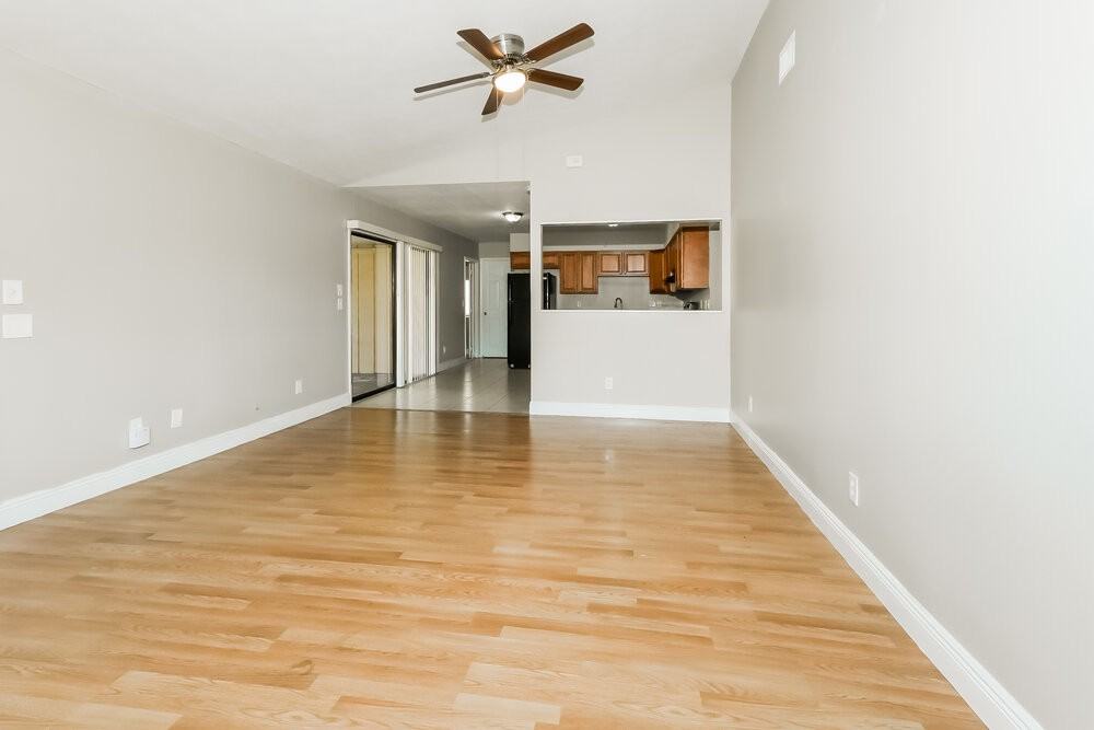 360 Melton Dr - Photo 4 of 16