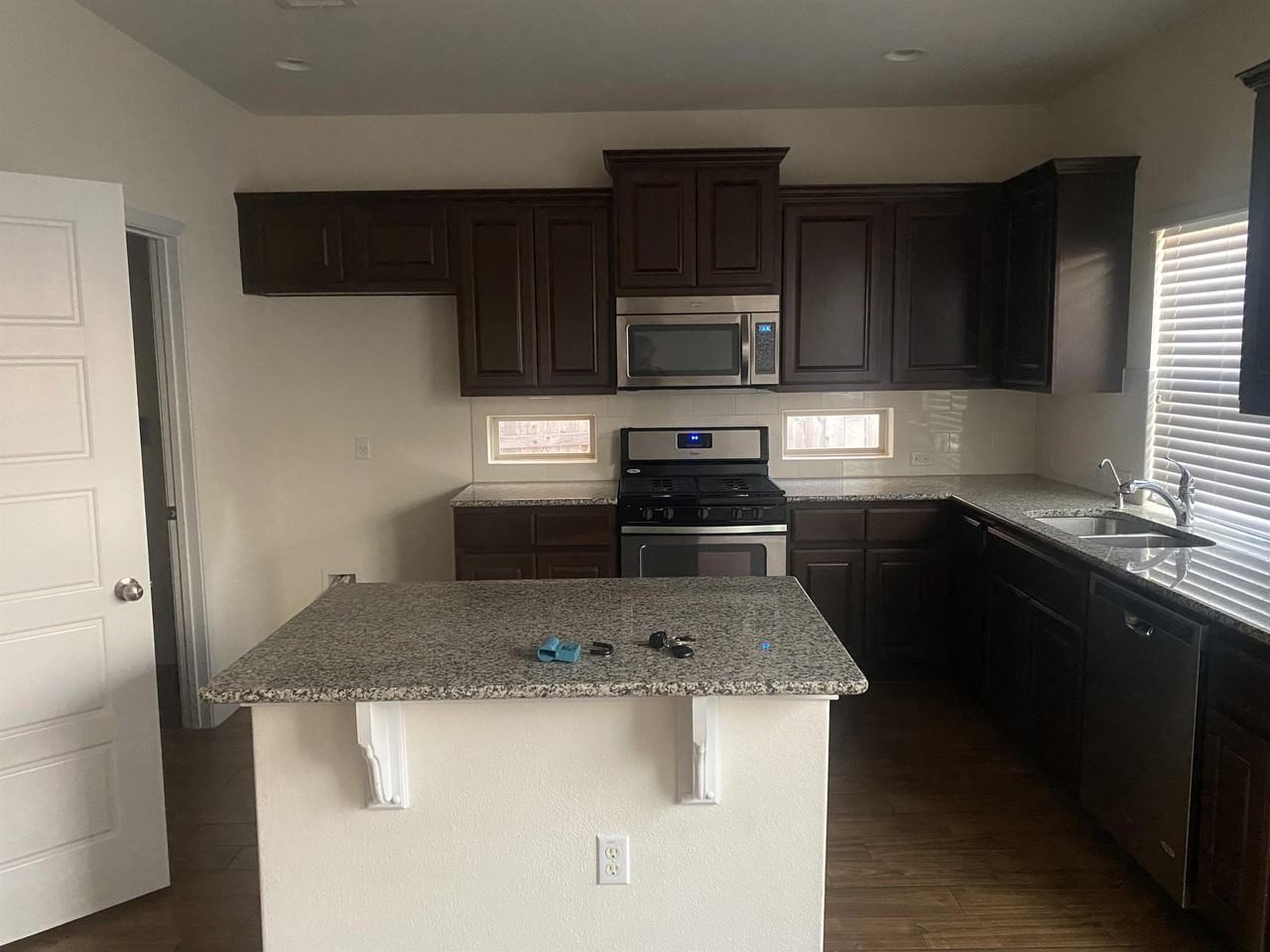 9504 Hunter Ln #1 - Photo 3 of 17