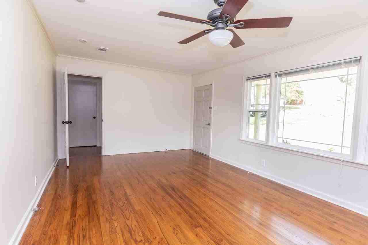 2500 Durwood Rd #1 - Photo 4 of 19