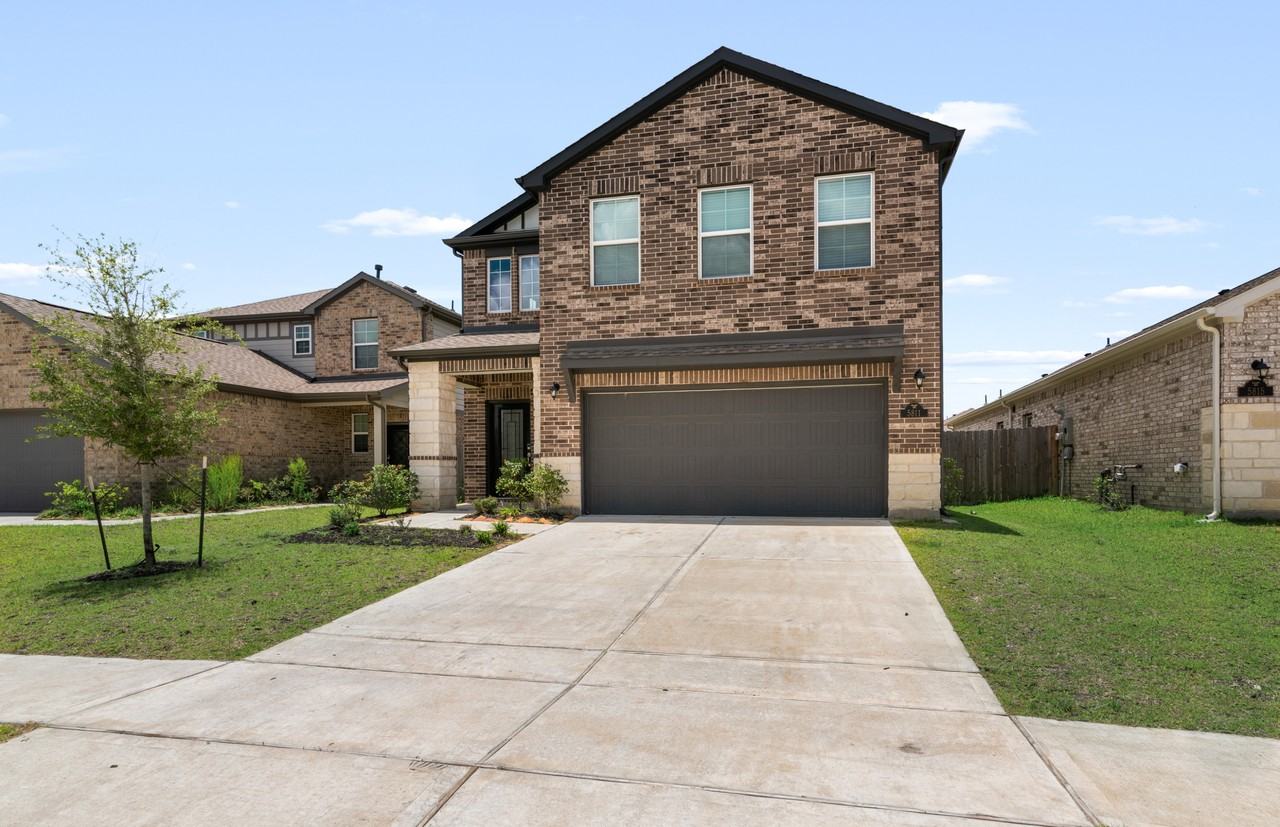 5811 Quest Valley Dr #T - Photo 3 of 47