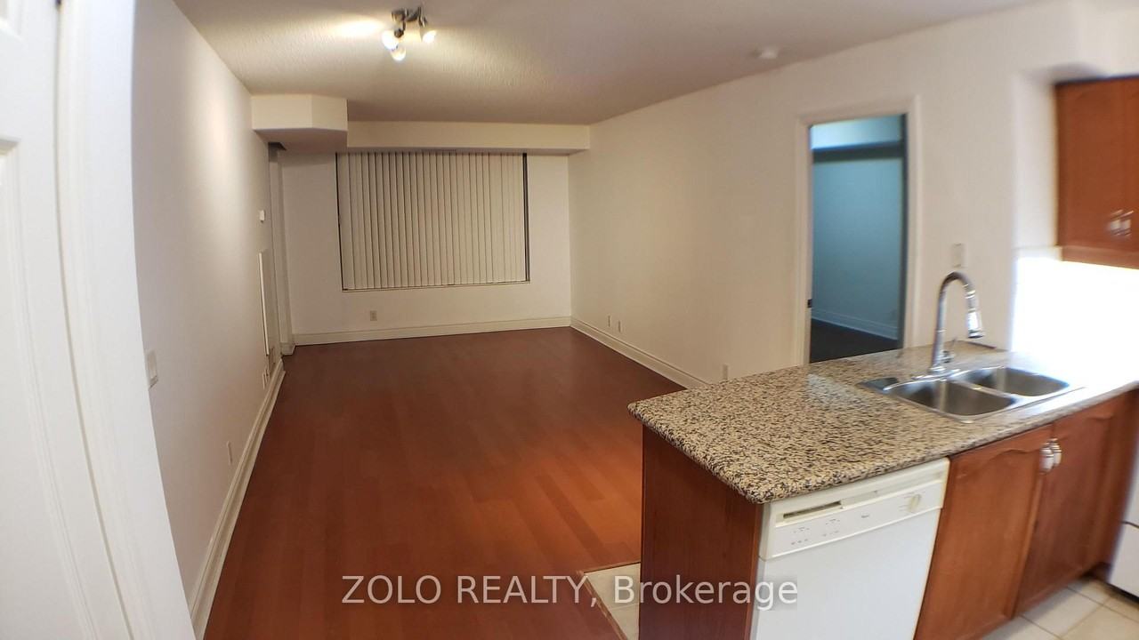 78 Harrison Garden Boulevard - Photo 2