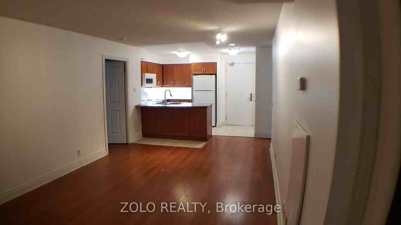 78 Harrison Garden Boulevard - Photo 6