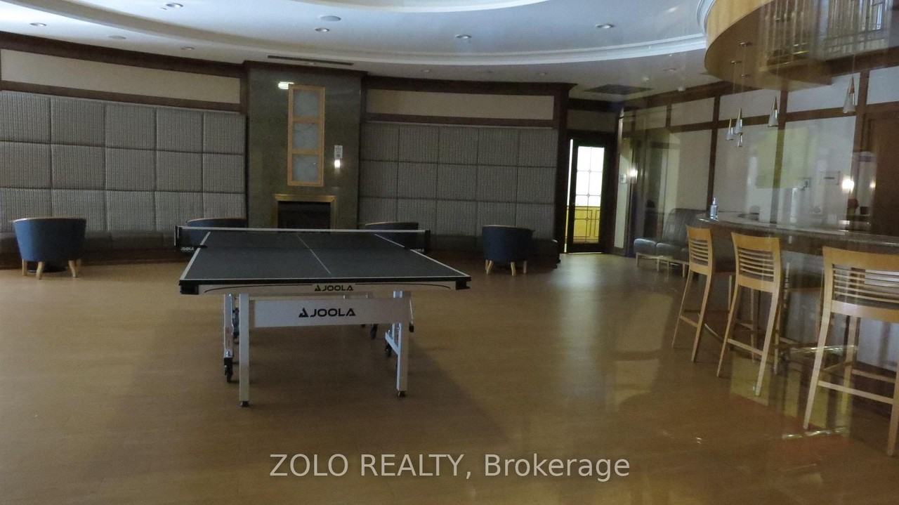 78 Harrison Garden Boulevard - Photo 24