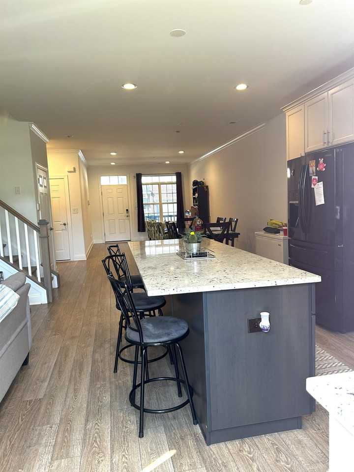 16760 River View Cir #1 - Photo 6 of 27