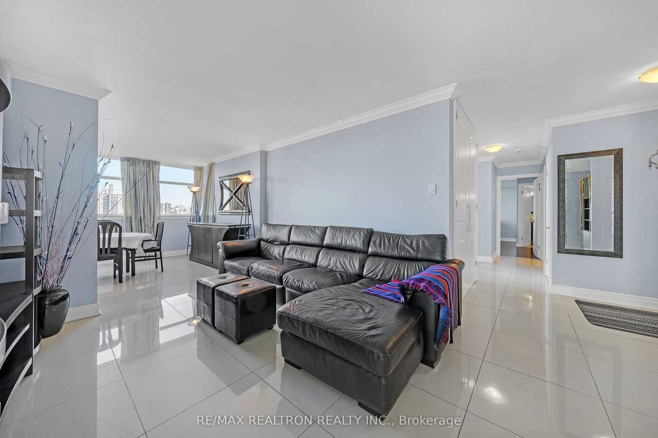100 Antibes Drive #607 - Photo 4 of 26