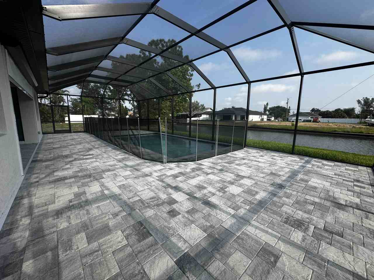 505 Sw 15th Ter #1 - Photo 4 of 14