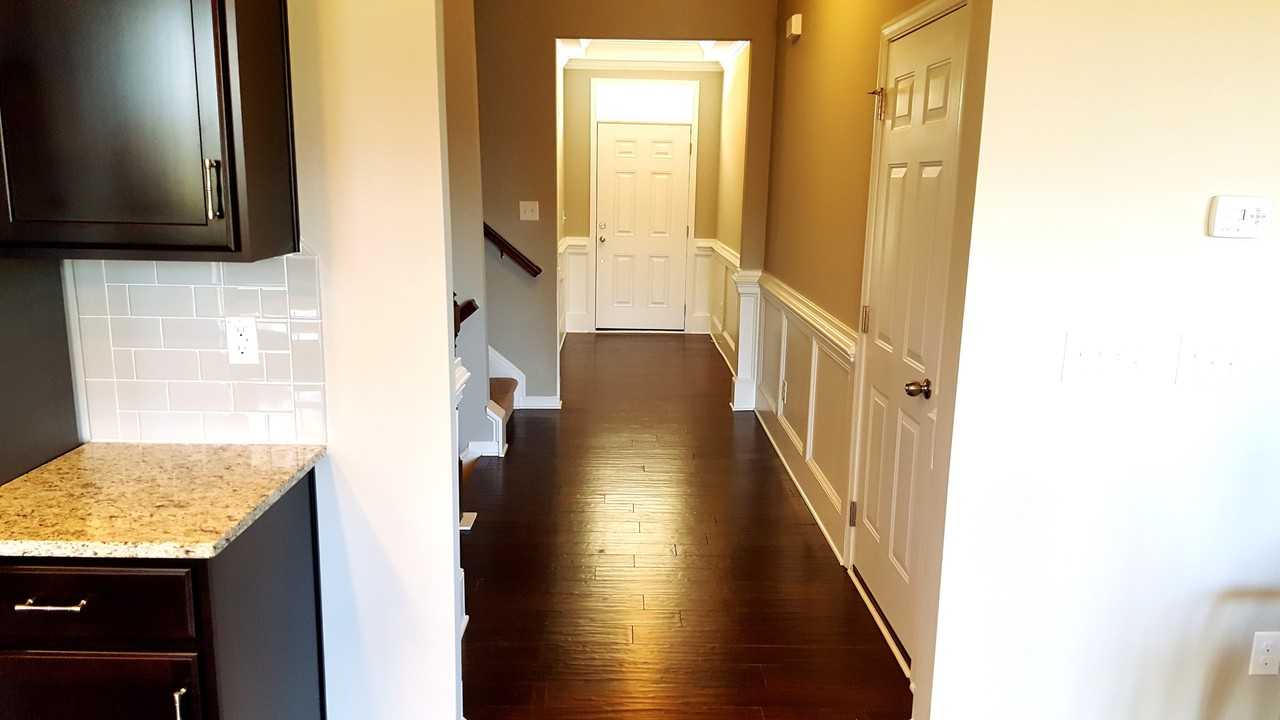 3917 Valley Side Ct #1 - Photo 4 of 16
