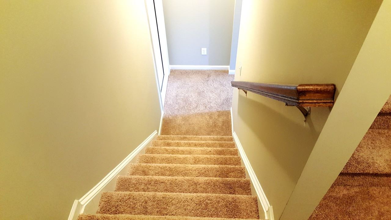 3917 Valley Side Ct #1 - Photo 6 of 16
