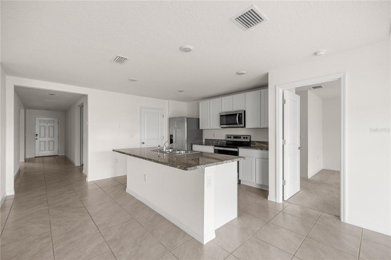 8904 Sw 50th Ter #1 - Photo 3 of 10