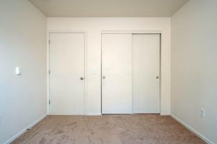 181 Se 18th Ave - Photo 1 of 1