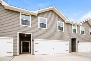 560 Solomon Ln - Photo 1 of 1