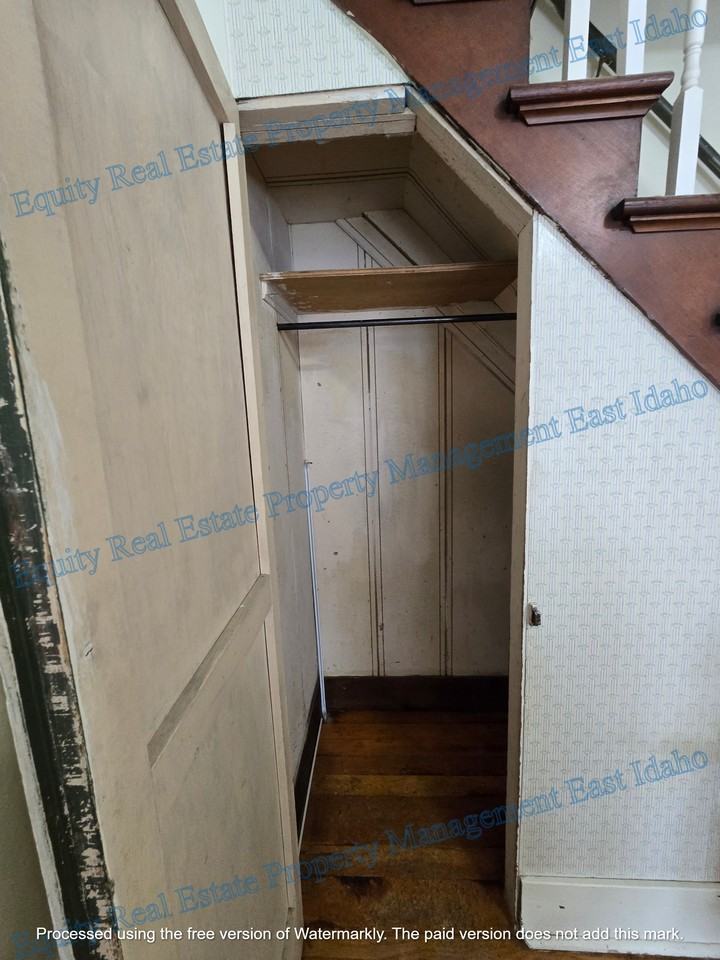 925 W Clark St #925 - Photo 3 of 42