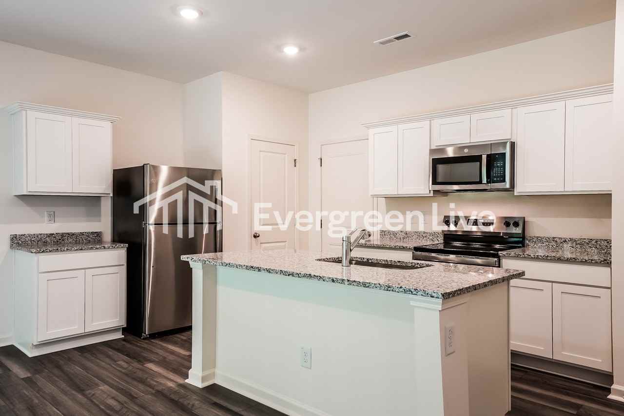 128 S Gallaspy Dr - Photo 7 of 16