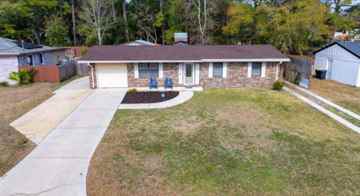featured image of 207 Martisa Rd Nw