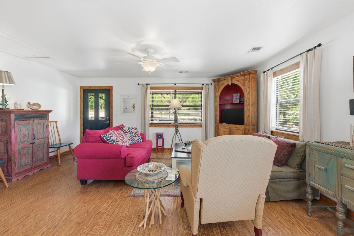 2660 Fm 3237 - Photo 5 of 15