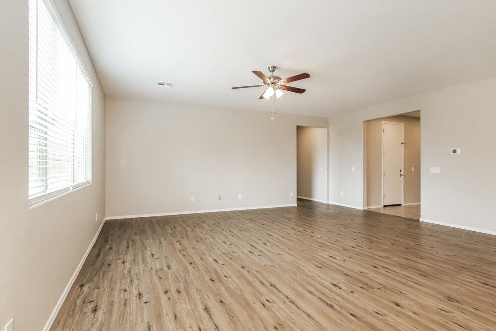 6114 S 30th Ln - Photo 4 of 16